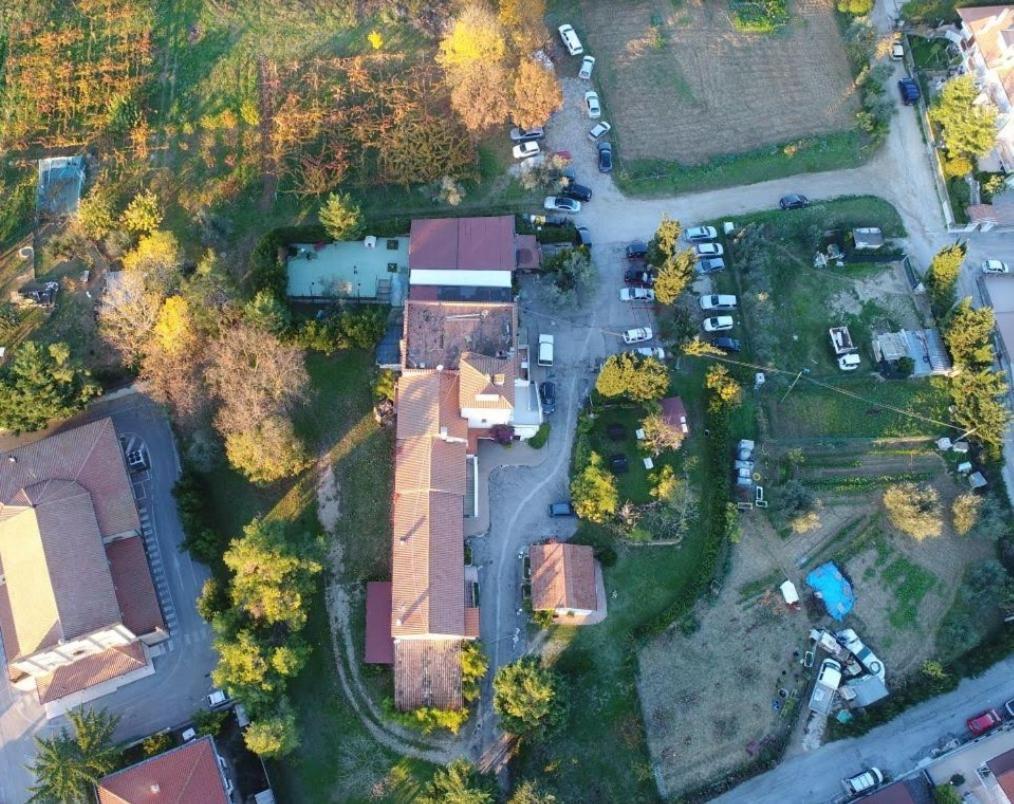 Pier Delle Vigne B&B Pineto Bagian luar foto